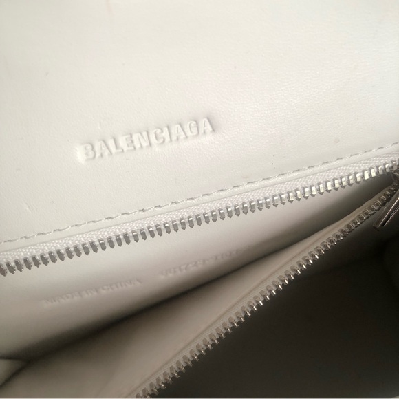 Balenciaga Small Sneakerhead Top Handle Bag White Glow In The Dark - Picture 8 of 8